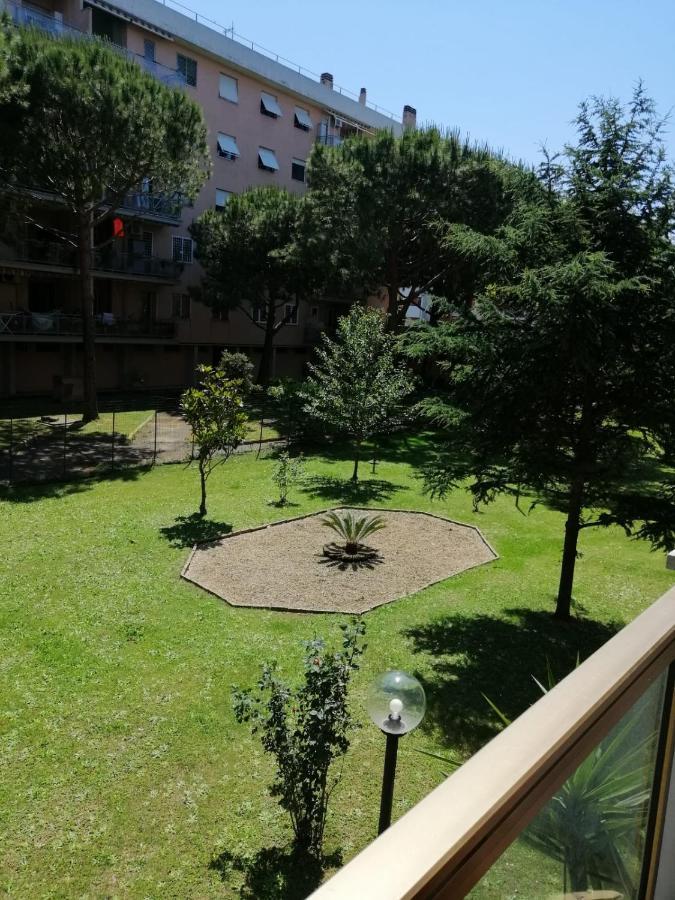 Il Girasole Di Ostia Leilighet Eksteriør bilde